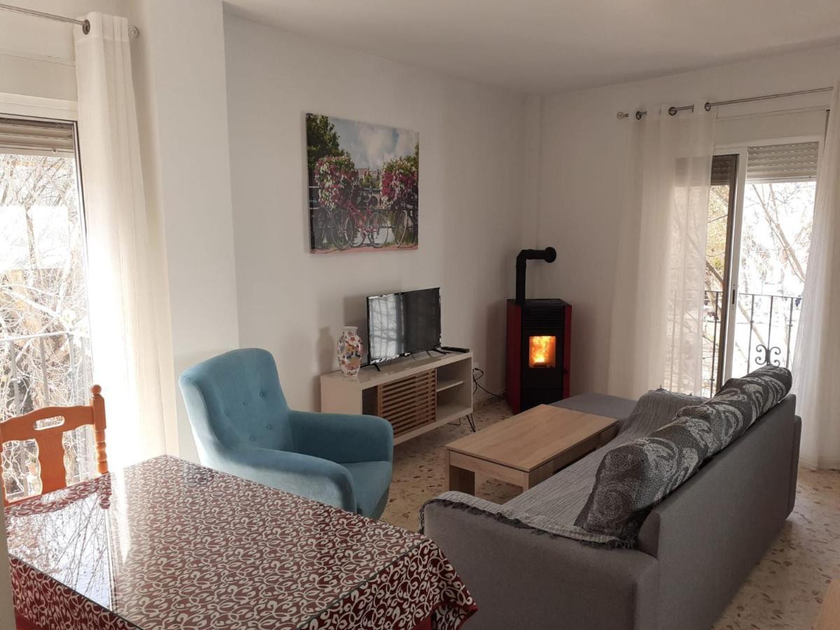 Apartamentos Pinos Genil * Pinos Genil
